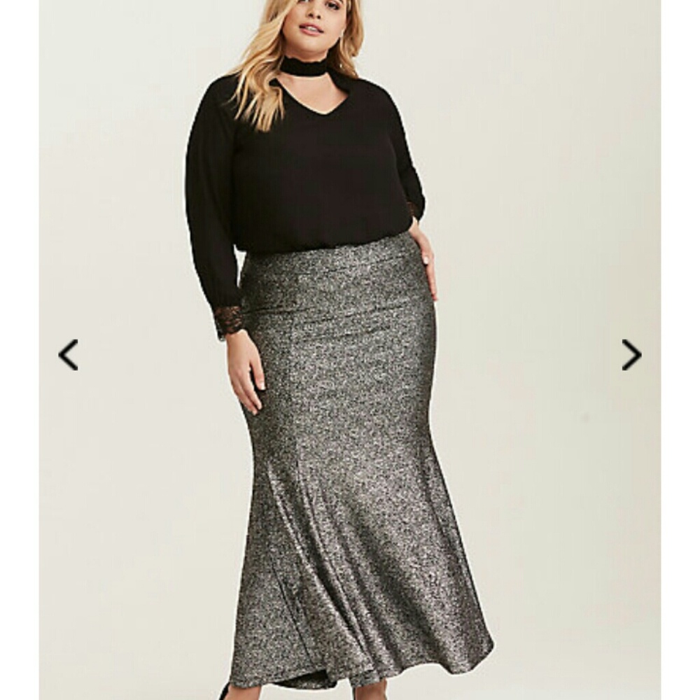 Metallic crinkle maxi skirt